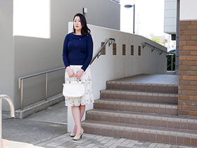 「立ちんぼ妻」　B級熟女　みづき47歳　サンプル画像02